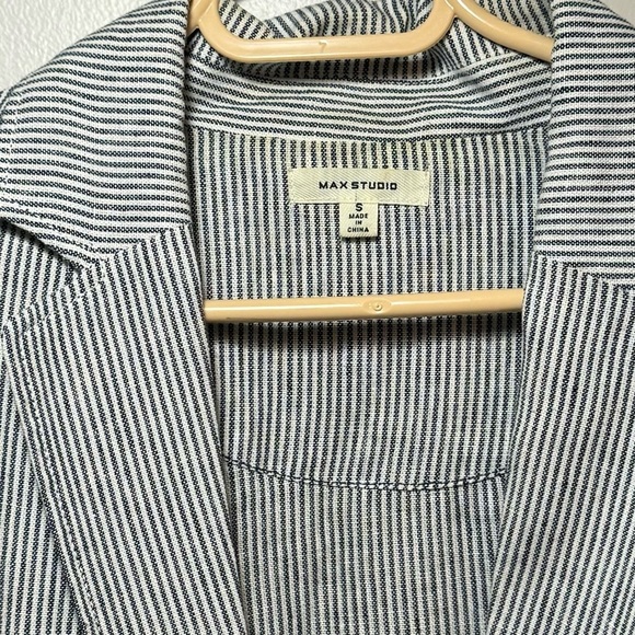 Max Studio Womens Small Striped Blazer With Ruched Sleeves - Picture 3 of 7